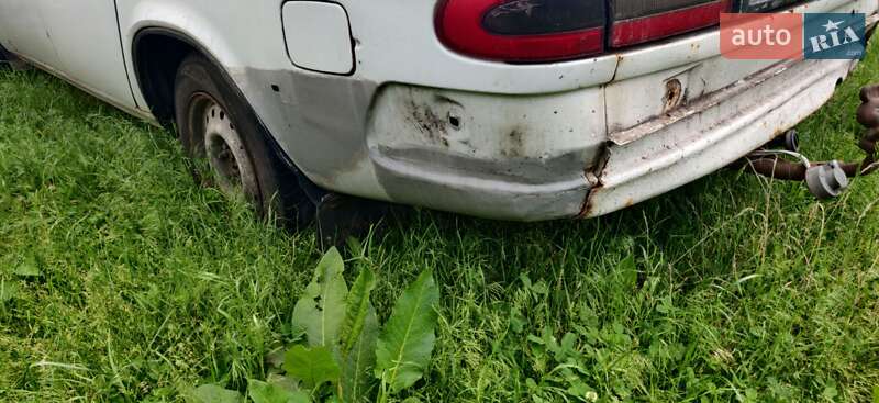 Седан ГАЗ 3110 Волга 2000 в Золотоноші