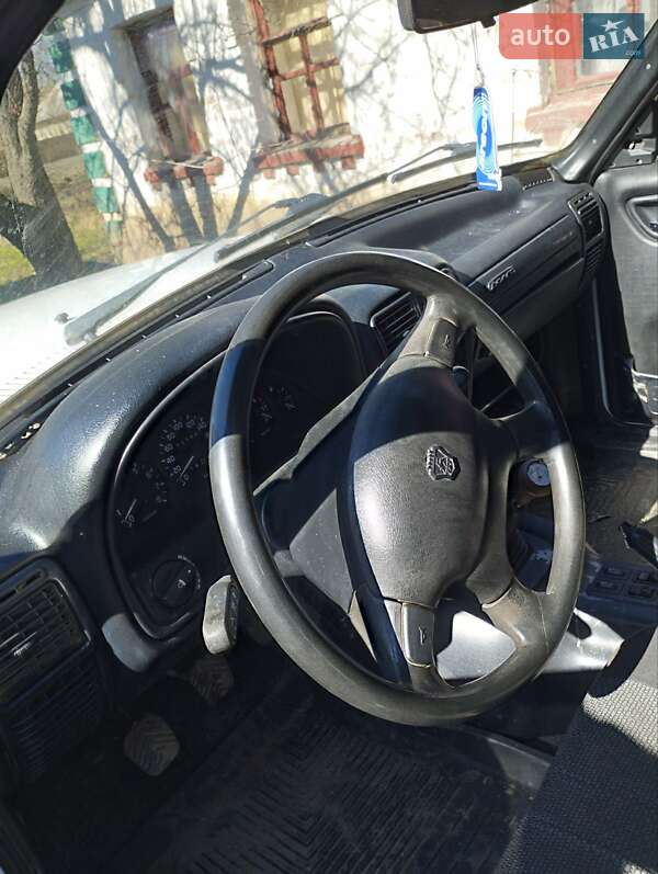 Седан ГАЗ 3110 Волга 2001 в Николаеве фото 6 Седан ГАЗ 3110 Волга 2001 в Николаеве