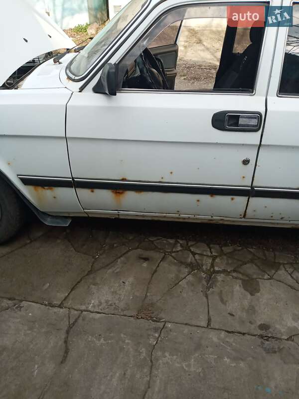 Седан ГАЗ 3110 Волга 2000 в Запорожье