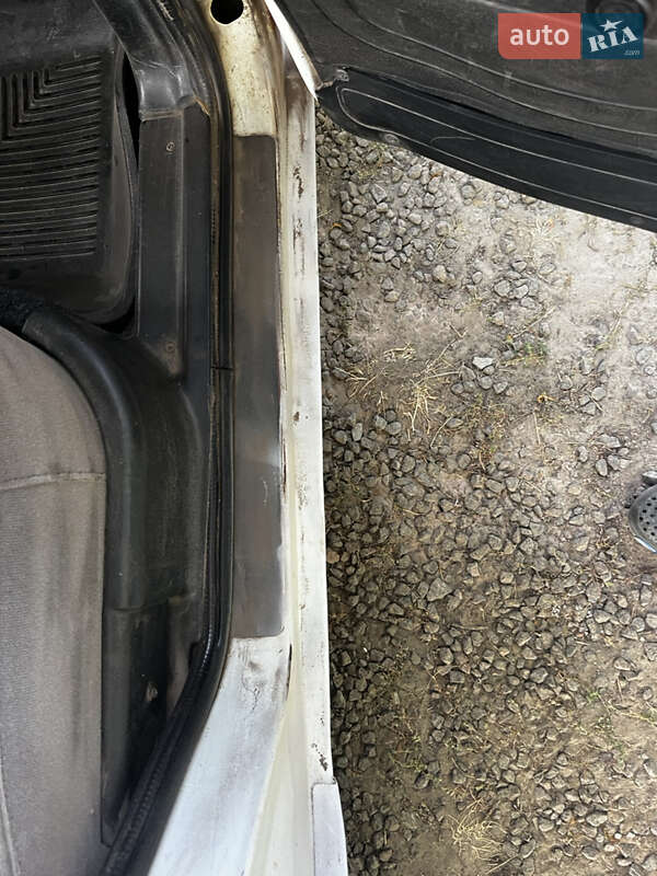 Седан ГАЗ 3110 Волга 1999 в Харькове