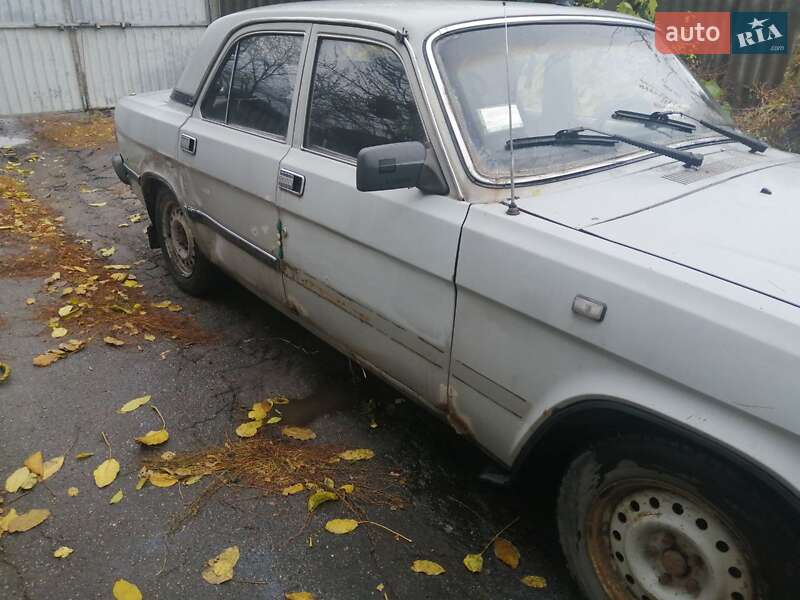 Седан ГАЗ 3110 Волга 2000 в Бабаях