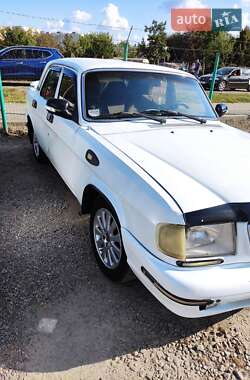 Седан ГАЗ 3110 Волга 2000 в 