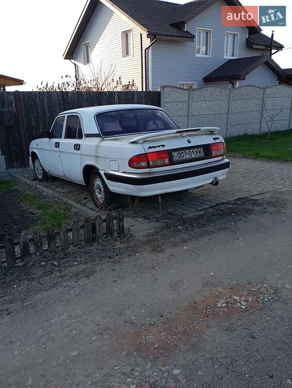 Седан ГАЗ 3110 Волга 2000 в 