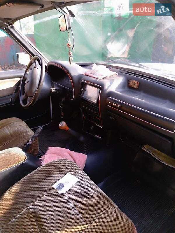 Седан ГАЗ 3110 Волга 2003 в Миколаєві