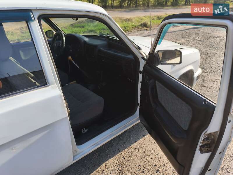 Седан ГАЗ 3110 Волга 2003 в Запоріжжі фото 11 Седан ГАЗ 3110 Волга 2003 в Запоріжжі