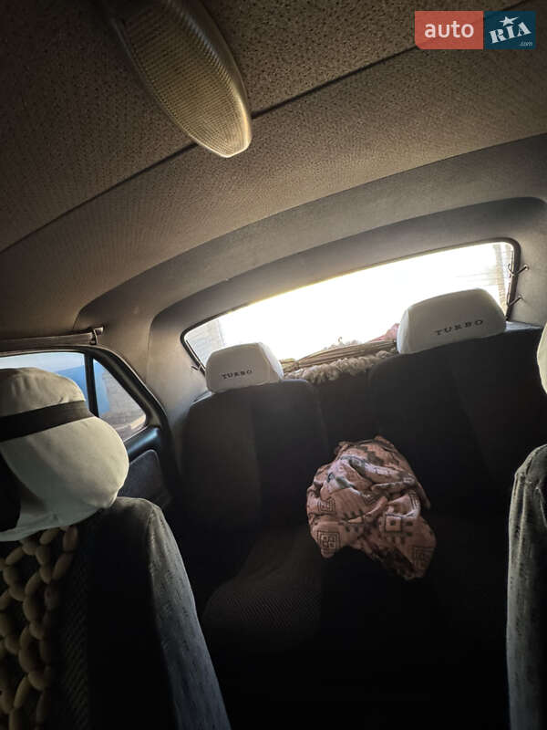 Седан ГАЗ 3110 Волга 2003 в Чернівцях