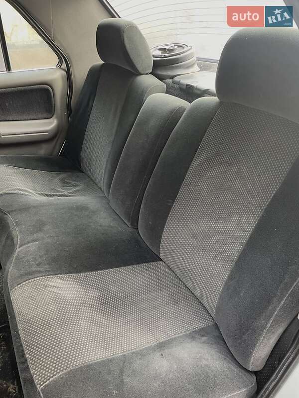 Седан ГАЗ 3110 Волга 2002 в Харькове