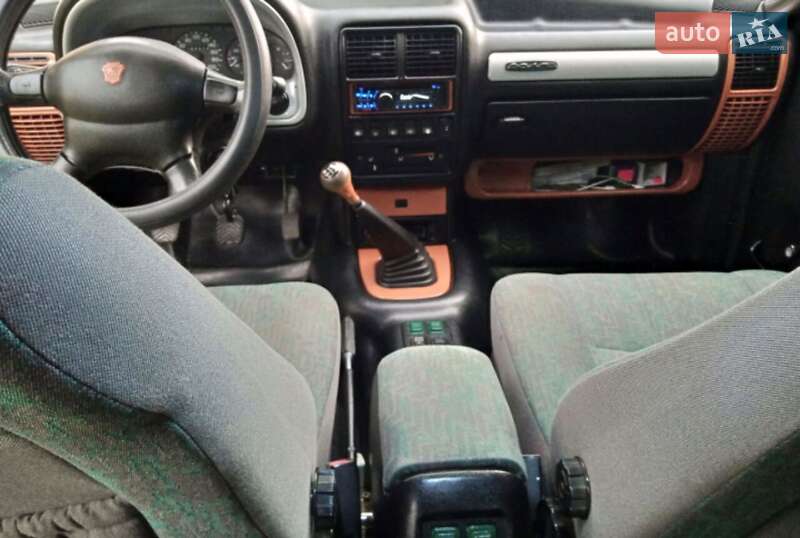 Седан ГАЗ 3110 Волга 2003 в Новой Водолаге