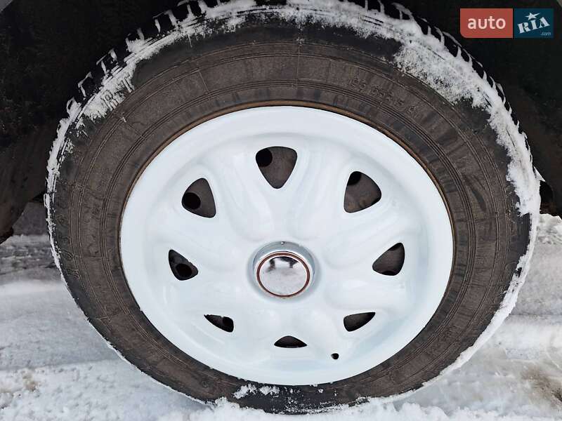 Седан ГАЗ 3110 Волга 2000 в Ізюмі