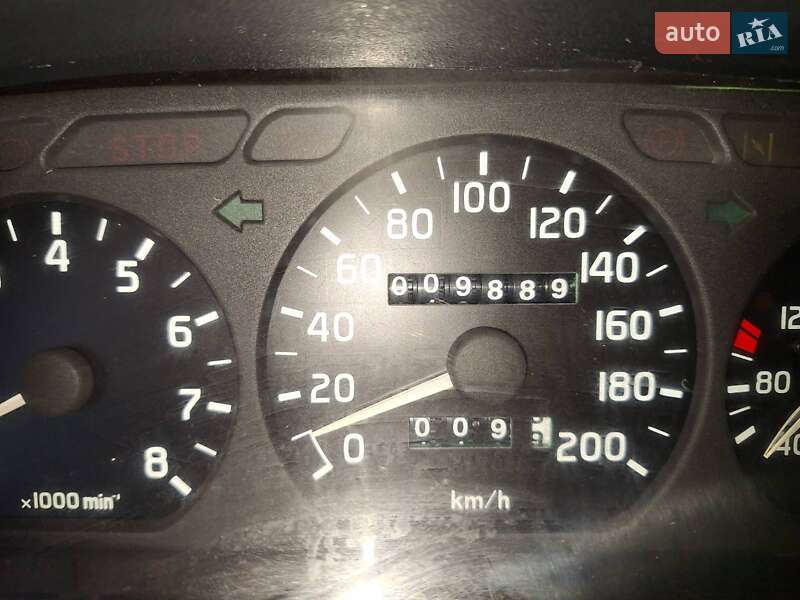 Седан ГАЗ 3110 Волга 2000 в Ізюмі