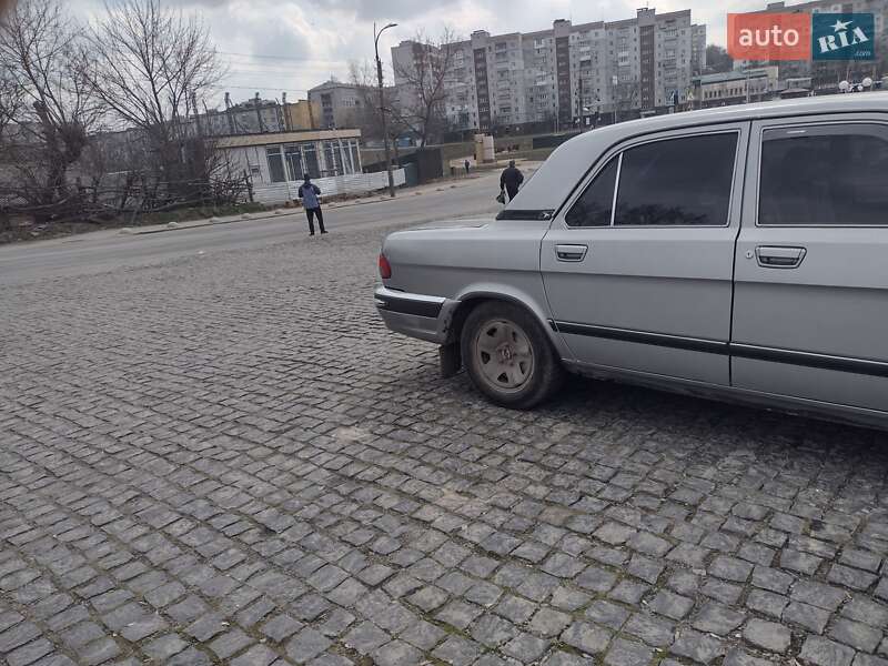 Седан ГАЗ 31105 Волга 2004 в Херсоне