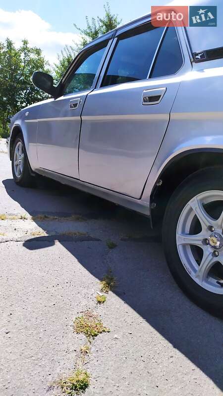 Седан ГАЗ 31105 Волга 2005 в Кременчуці