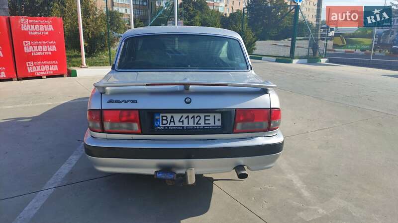 Седан ГАЗ 31105 Волга 2004 в Олександрії