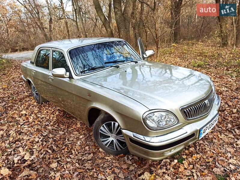 Седан ГАЗ 31105 Волга 2004 в Новомосковську