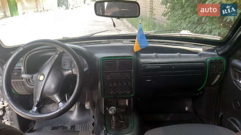 Седан ГАЗ 31105 Волга 2006 в Херсоні