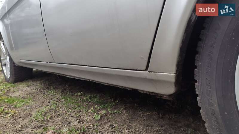 Седан ГАЗ 31105 Волга 2008 в Малині