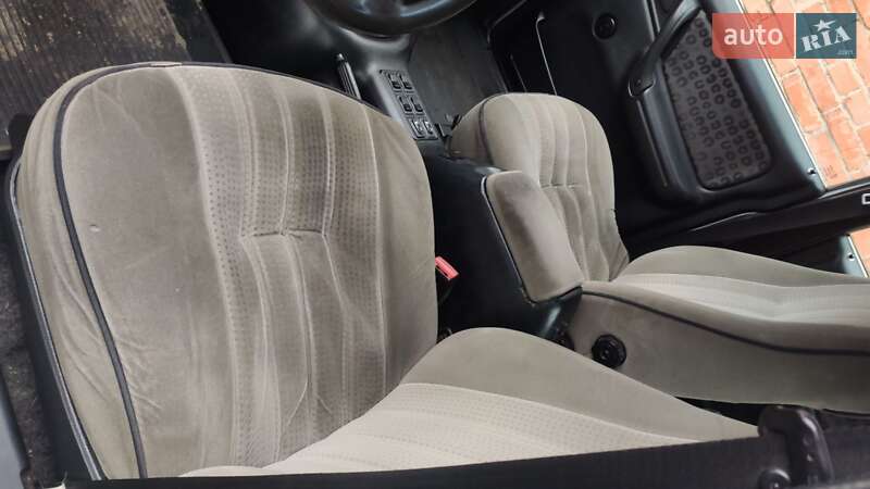 Седан ГАЗ 31105 Волга 2008 в Малині