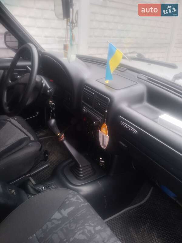 Седан ГАЗ 31105 Волга 2005 в Тернополі