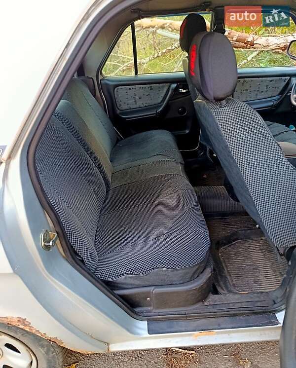 Седан ГАЗ 31105 Волга 2006 в Ніжині