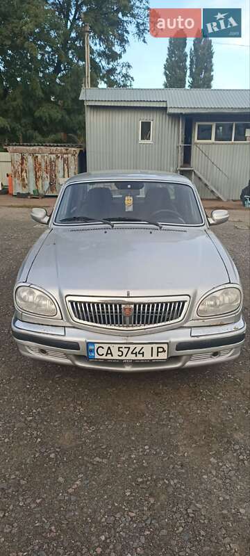 Седан ГАЗ 31105 Волга 2004 в 