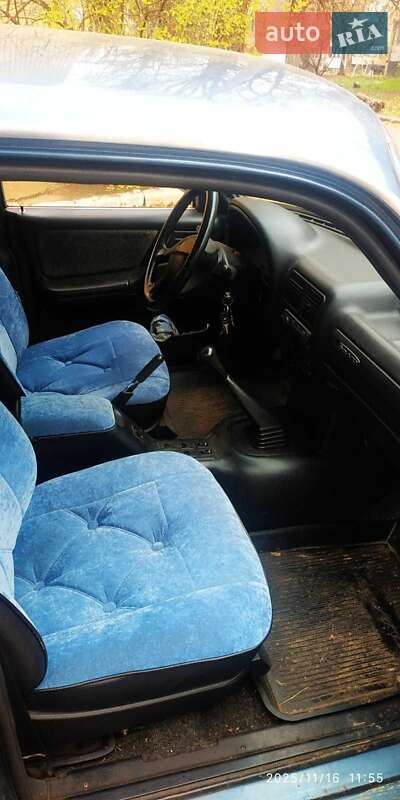 Седан ГАЗ 31105 Волга 2004 в Кривом Роге