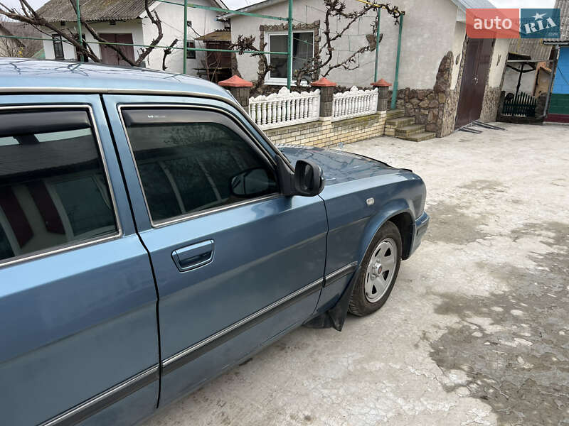 Седан ГАЗ 31105 Волга 2005 в Гусятине