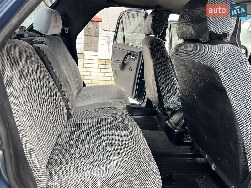 Седан ГАЗ 31105 Волга 2005 в Гусятине