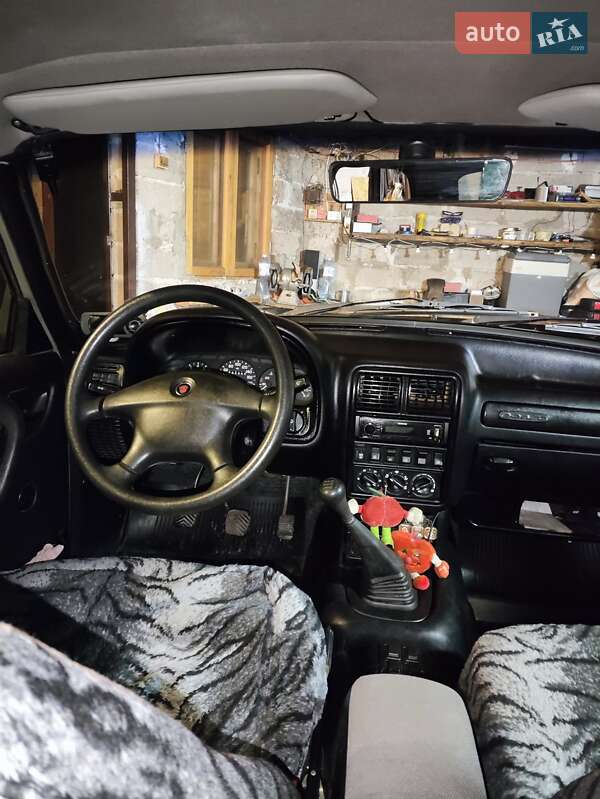 Седан ГАЗ 31105 Волга 2006 в Запоріжжі