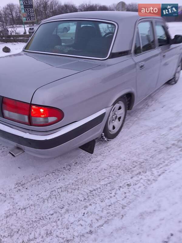 Седан ГАЗ 31105 Волга 2004 в Новому Бузі