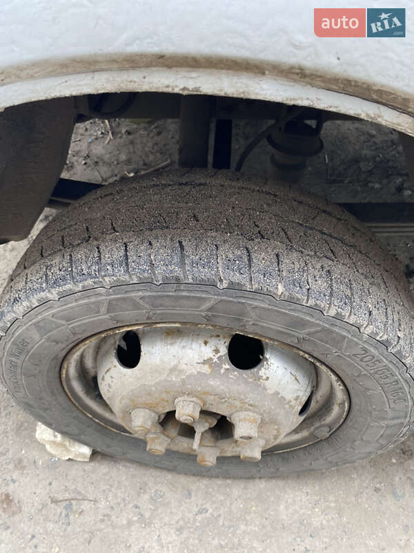 Городской автобус ГАЗ 3221 Газель 2006 в Николаеве