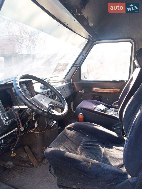 Микровэн ГАЗ 3221 Газель 2002 в Кривом Роге