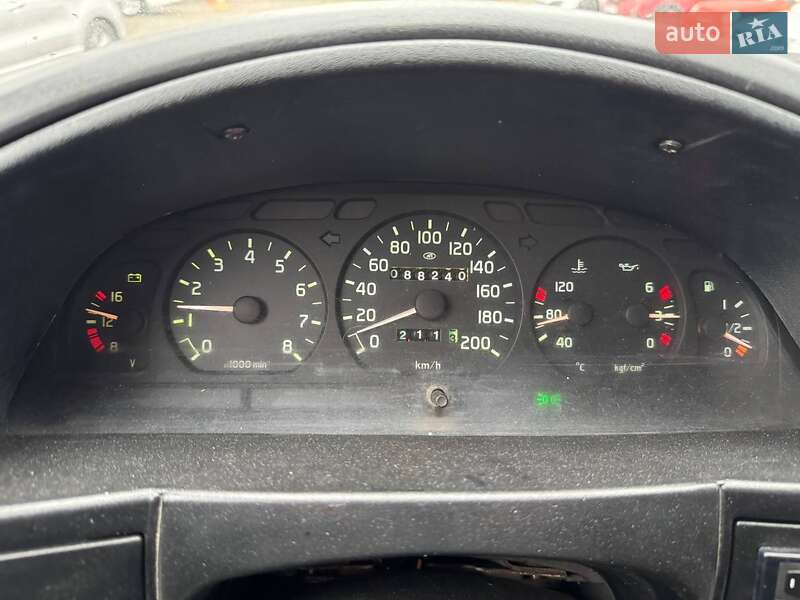 Универсал ГАЗ 3221 Газель 2005 в Киеве