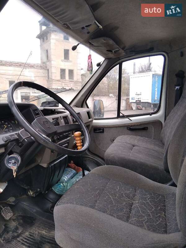 ГАЗ 3221 Газель 2001 ГАЗ 3221 Газель 2001