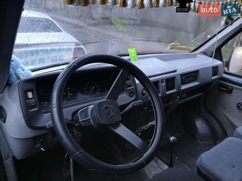 Микроавтобус ГАЗ 32213 Газель 2001 в Киеве