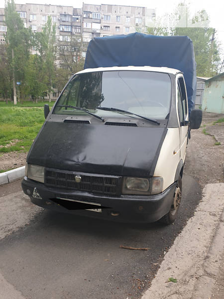Грузовой фургон ГАЗ 3302 Газель 2000 в 