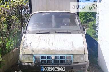 Грузовой фургон ГАЗ 3302 Газель 2001 в Шепетовке