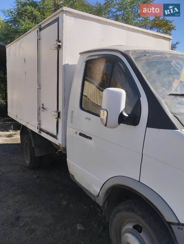 Грузовой фургон ГАЗ 3302 Газель 2007 в 