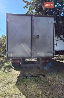 Грузовой фургон ГАЗ 3302 Газель 2005 в 