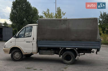 Грузовой фургон ГАЗ 3302 Газель 2002 в Ромнах
