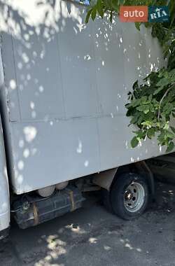 Грузовой фургон ГАЗ 3302 Газель 2003 в 