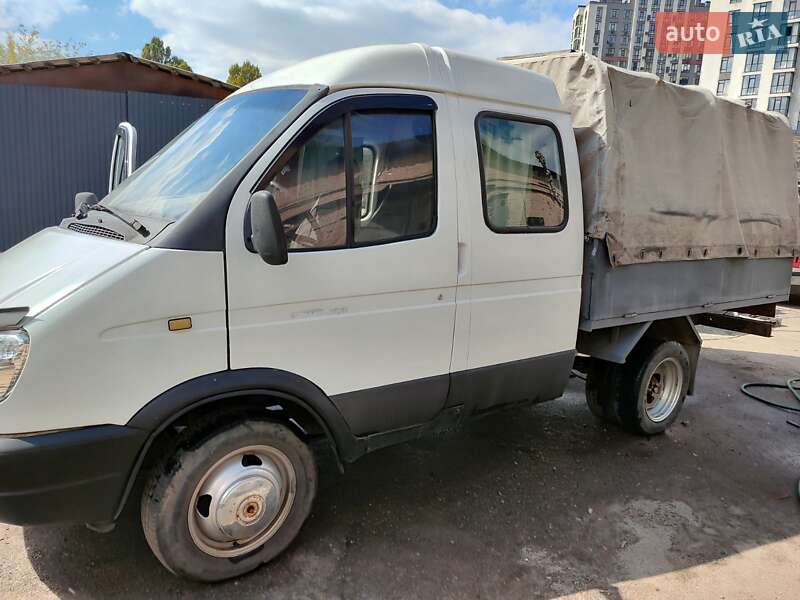 Вантажопасажирський фургон ГАЗ 3302 Газель 2004 в 