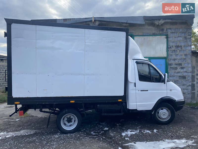 Грузовой фургон ГАЗ 3302 Газель 2005 в Змиеве