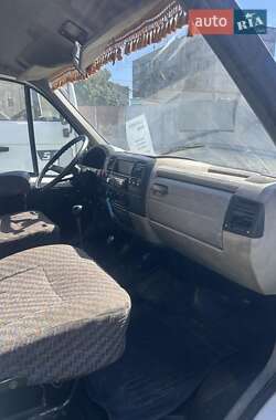 Грузопассажирский фургон ГАЗ 3302 Газель 2003 в 