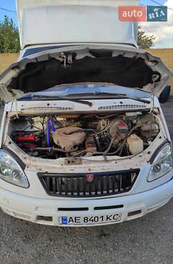 Грузовой фургон ГАЗ 3302 Газель 2005 в 