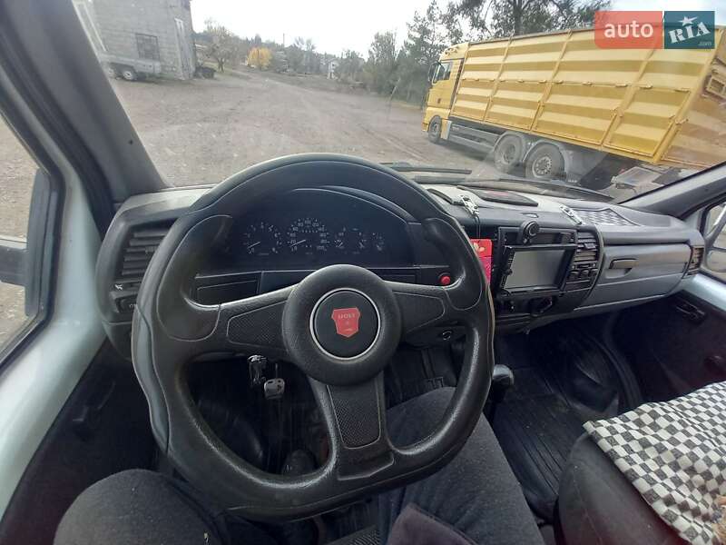 Тентованый ГАЗ 3302 Газель 2008 в Киеве