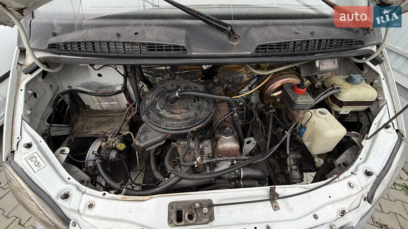 Вантажопасажирський фургон ГАЗ 3302 Газель 2004 в Чернівцях фото 5 Вантажопасажирський фургон ГАЗ 3302 Газель 2004 в Чернівцях