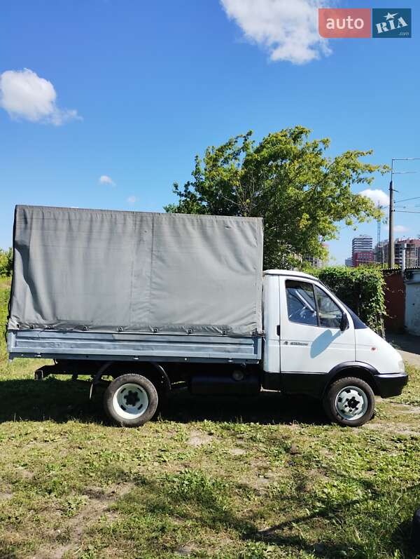 Тентований ГАЗ 3302 Газель 2001 в Києві фото 4 Тентований ГАЗ 3302 Газель 2001 в Києві