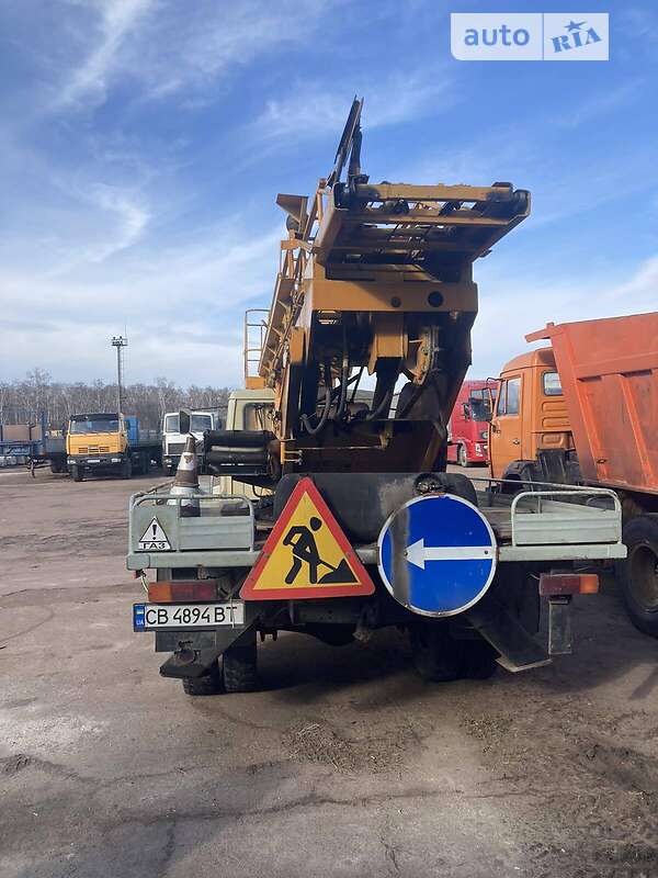 Автовышка ГАЗ 3307 2000 в Чернигове фото 3 Автовышка ГАЗ 3307 2000 в Чернигове