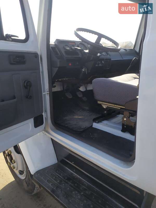 Самосвал ГАЗ 3307 2004 в Полтаве