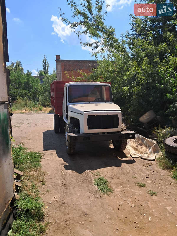 Самосвал ГАЗ 3307 1993 в Благовещенском